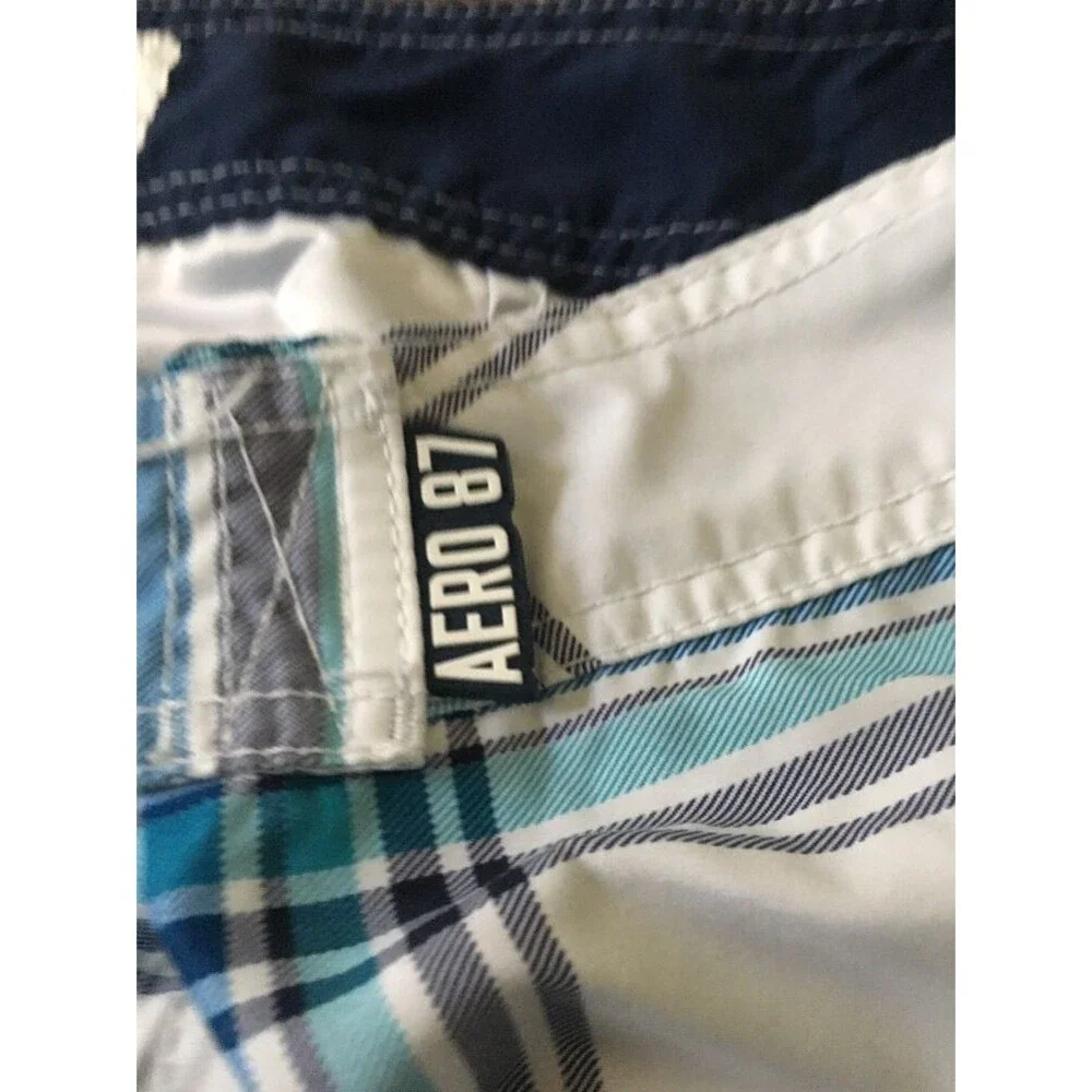Aeropostale Bermuda Shorts Mens Size 34 Blue Whitwe Plaid Regular Fit